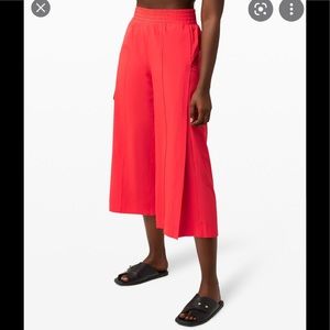 NWT Lululemon pants